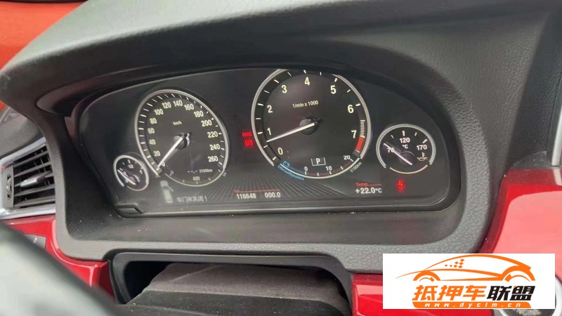  13年寶馬5系GT轎車 