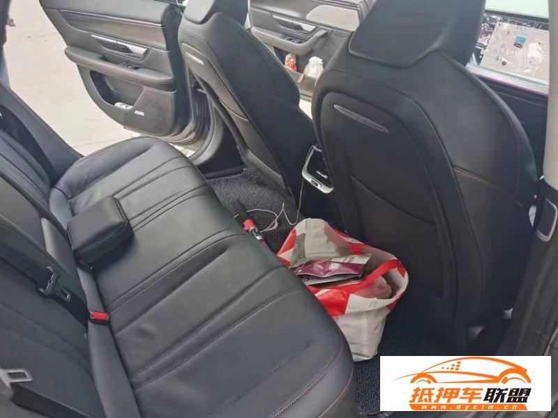  21年小鵬汽車P7轎車 