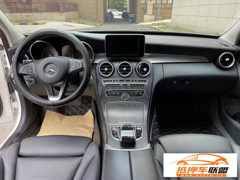  18年奔馳C轎車 