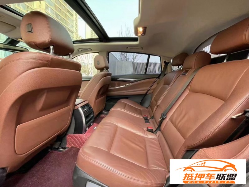  15年寶馬5系轎車 