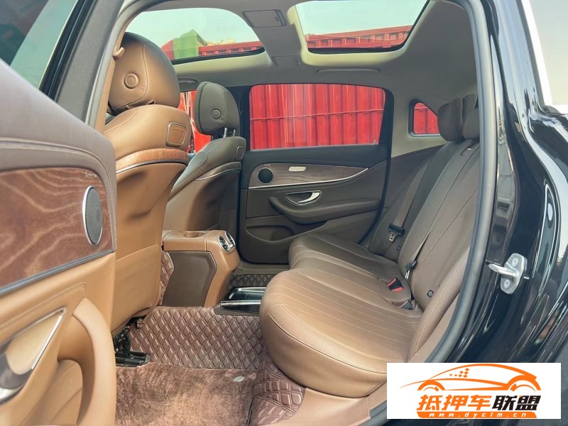  20年奔馳E轎車 