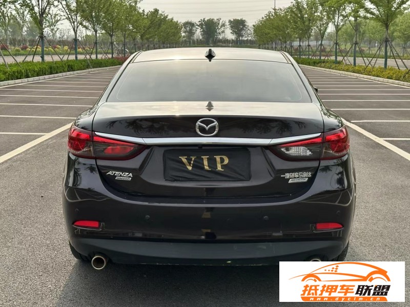  19年馬自達阿特茲轎車 