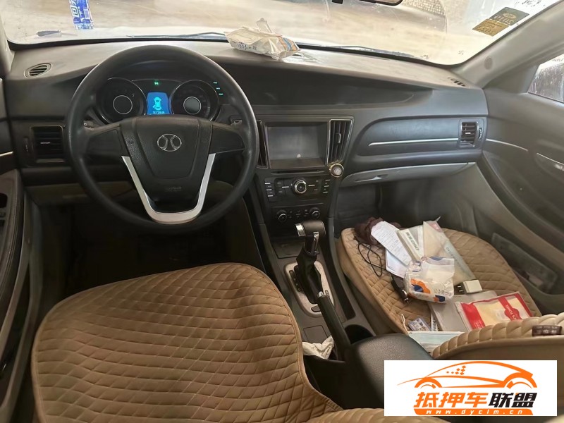  15年北汽紳寶D50轎車 