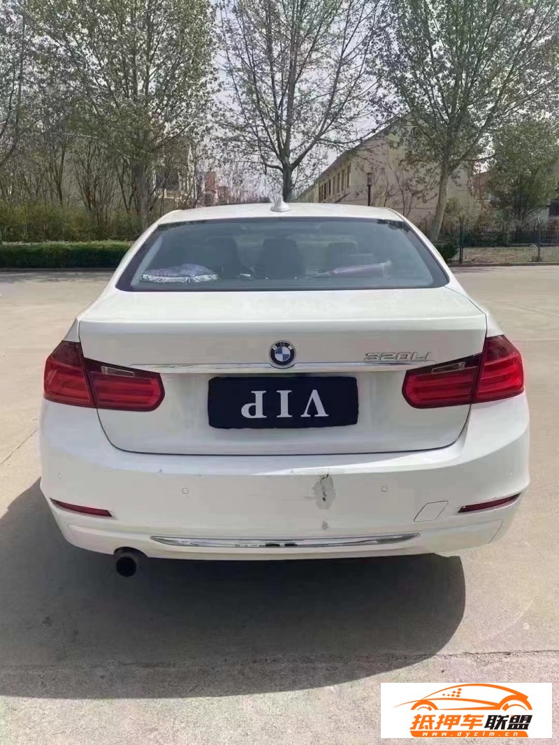  15年寶馬3系轎車 
