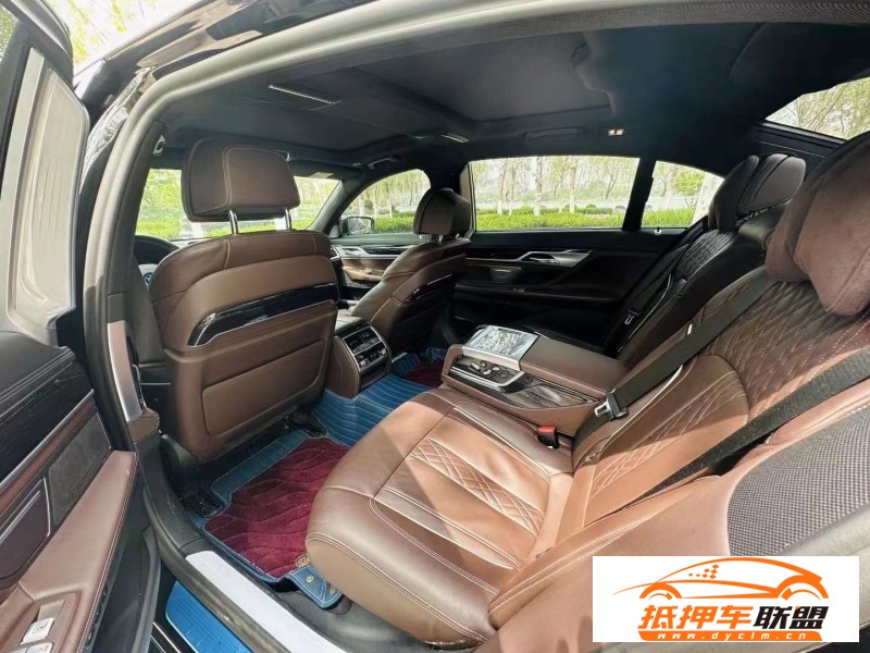  21年寶馬7系轎車(chē) 