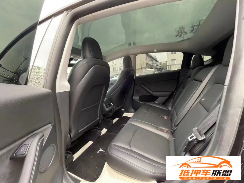  22年特斯拉Model Y轎車 