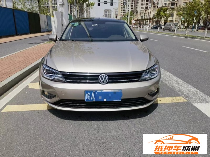  18年大眾凌渡轎車 