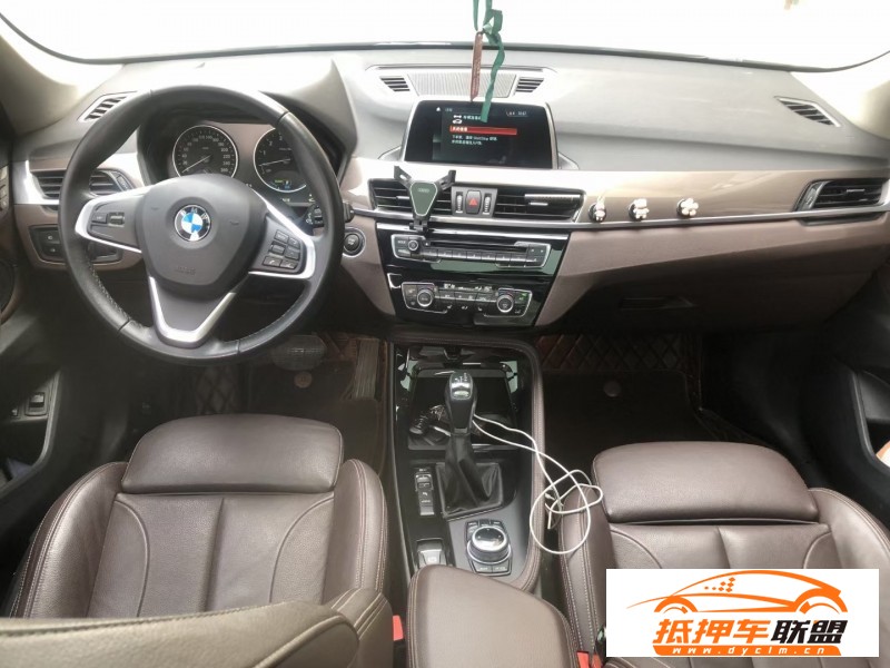  18年寶馬X1SUV 