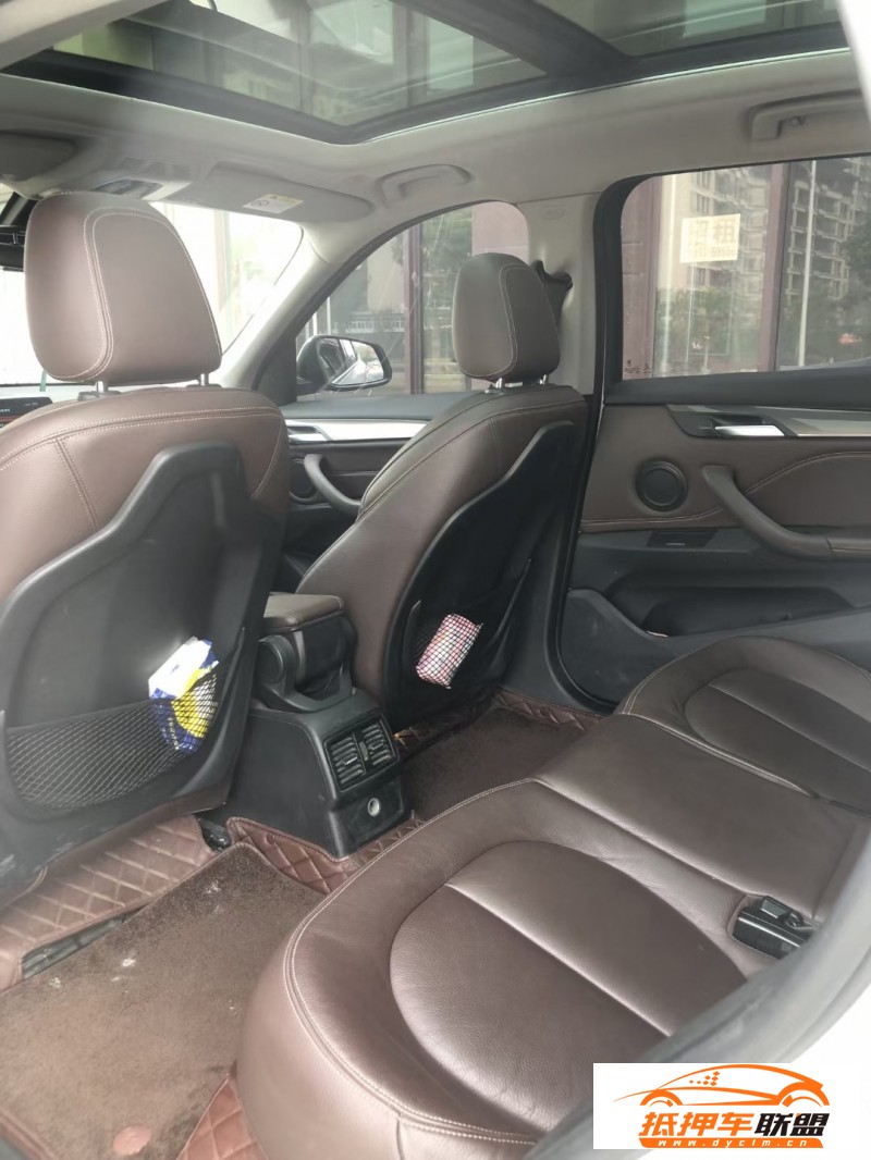  18年寶馬X1SUV 