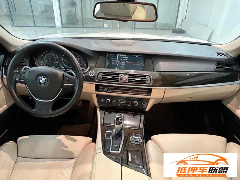  11年寶馬5系轎車 