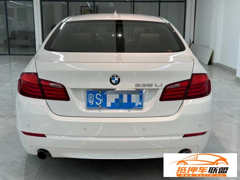  11年寶馬5系轎車 