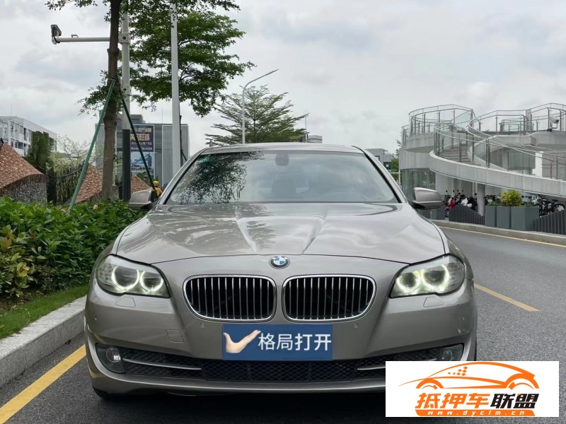  12年寶馬5系轎車 