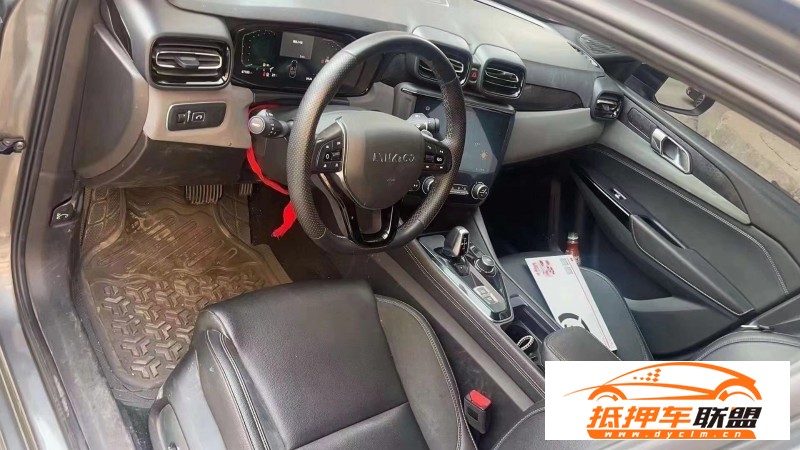  21年領(lǐng)克03轎車 