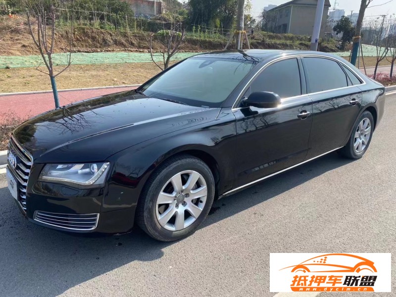  14年奧迪A8轎車 