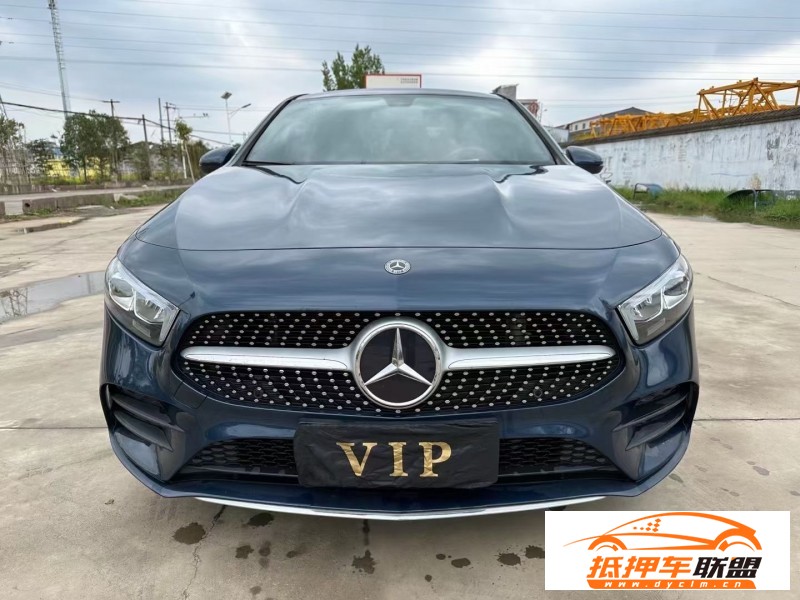  19年奔馳A轎車 