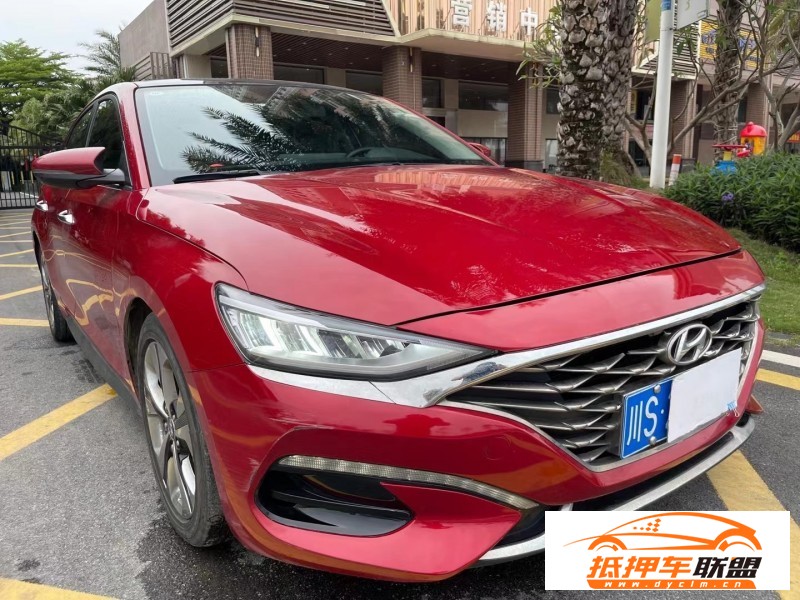  21年現(xiàn)代菲斯塔轎車 