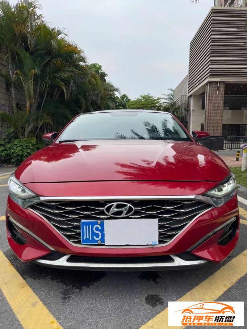  21年現(xiàn)代菲斯塔轎車 