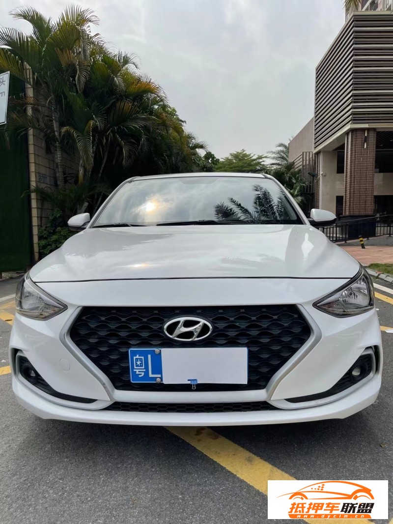  19年現(xiàn)代悅動轎車 