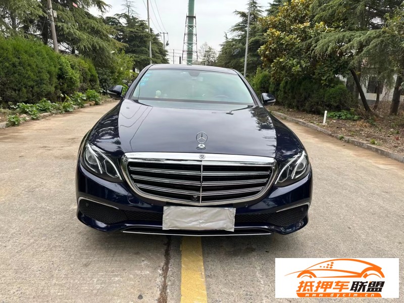  19年奔馳E轎車 