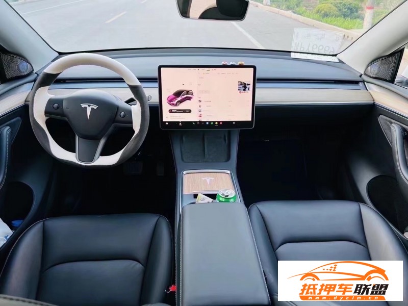  22年特斯拉Model Y轎車 