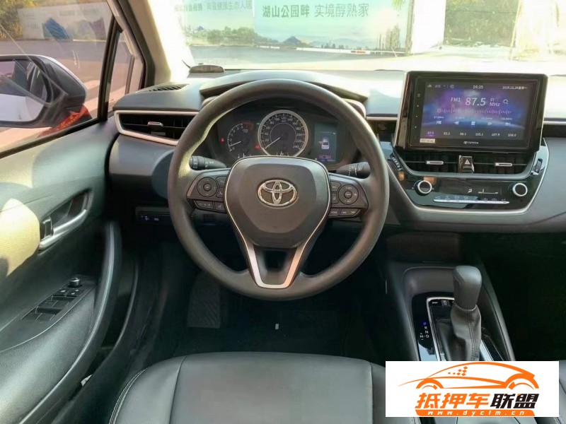 20年豐田卡羅拉轎車 