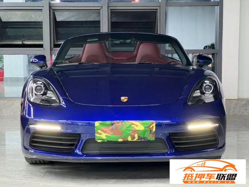  21年保時捷718轎車 