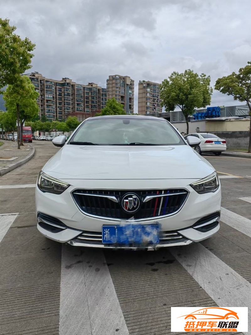  20年別克君威轎車 