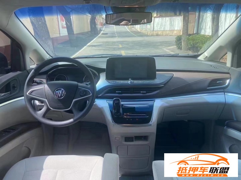  21年別克GL8SUV 