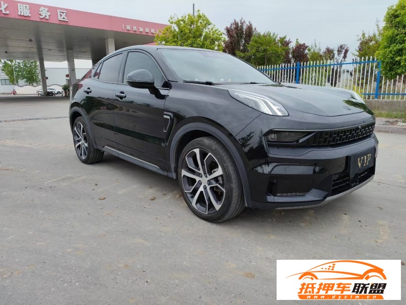  20年領(lǐng)克05轎車 