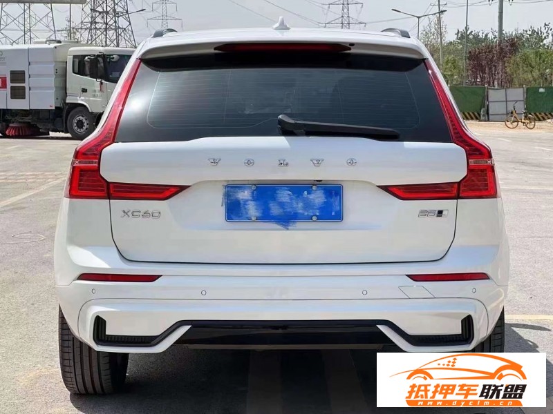  22年沃爾沃XC60轎車 