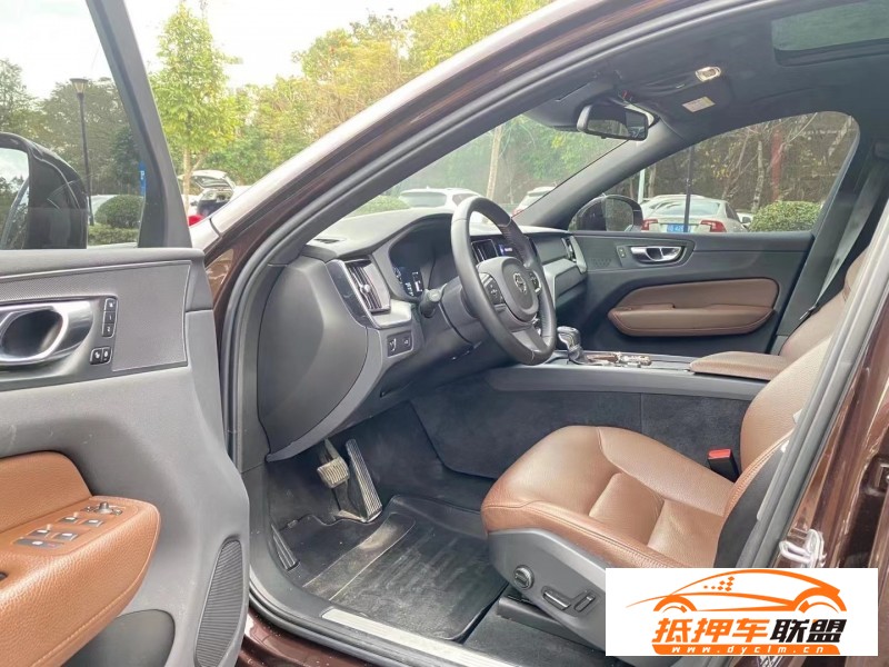  20年沃爾沃XC60轎車 