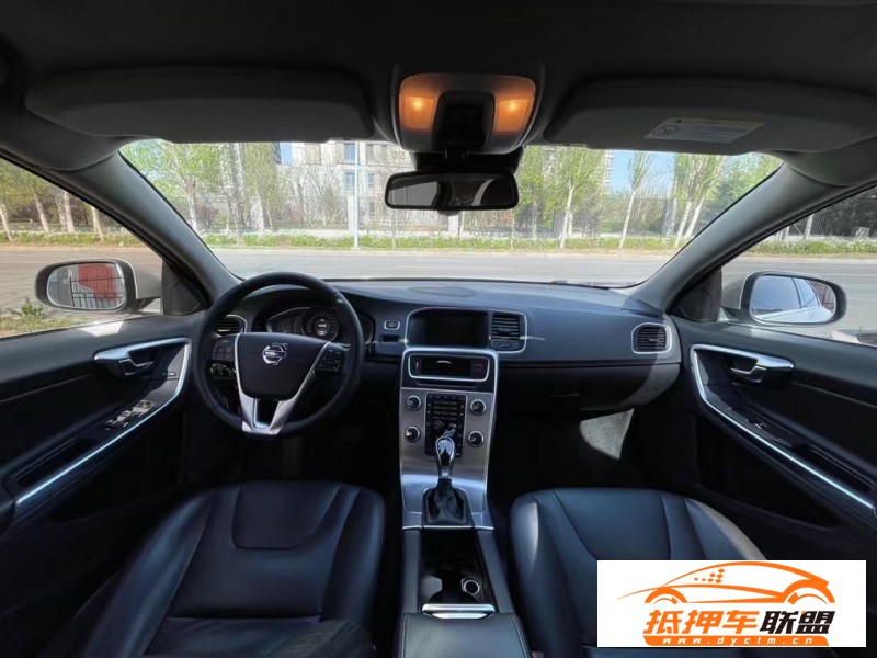  17年沃爾沃S60轎車 