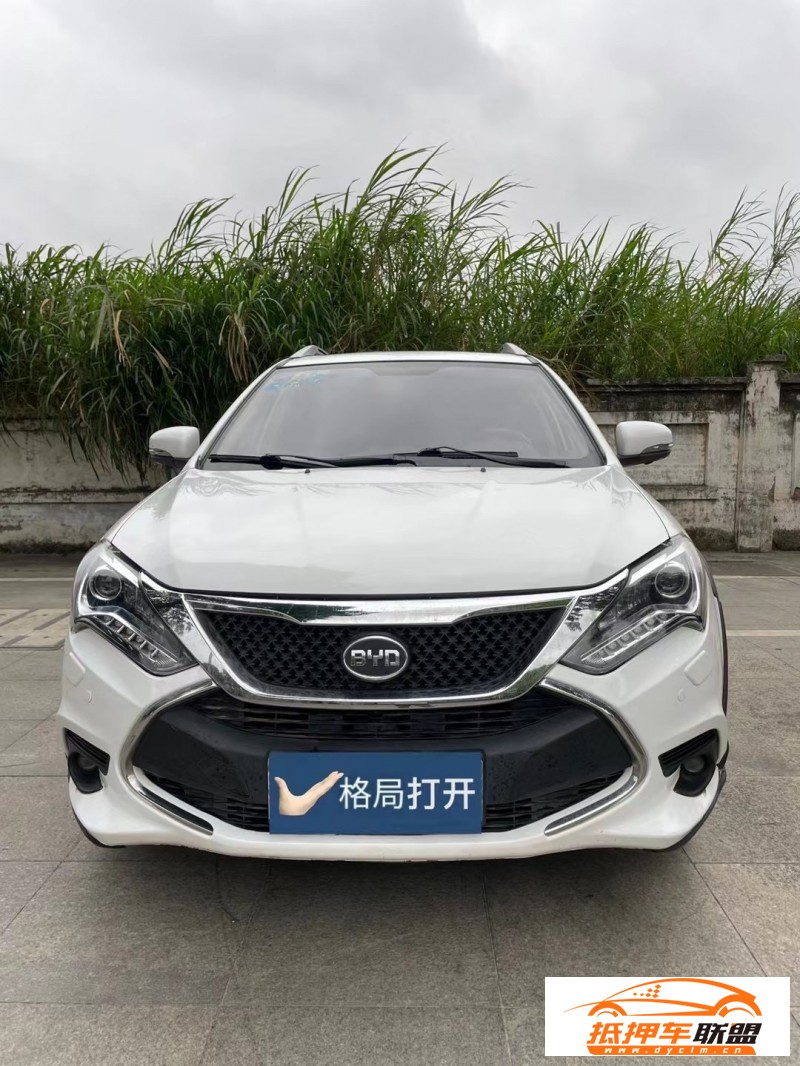  15年比亞迪唐轎車 