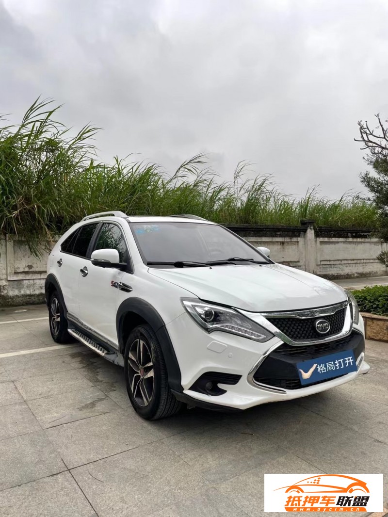  15年比亞迪唐轎車 
