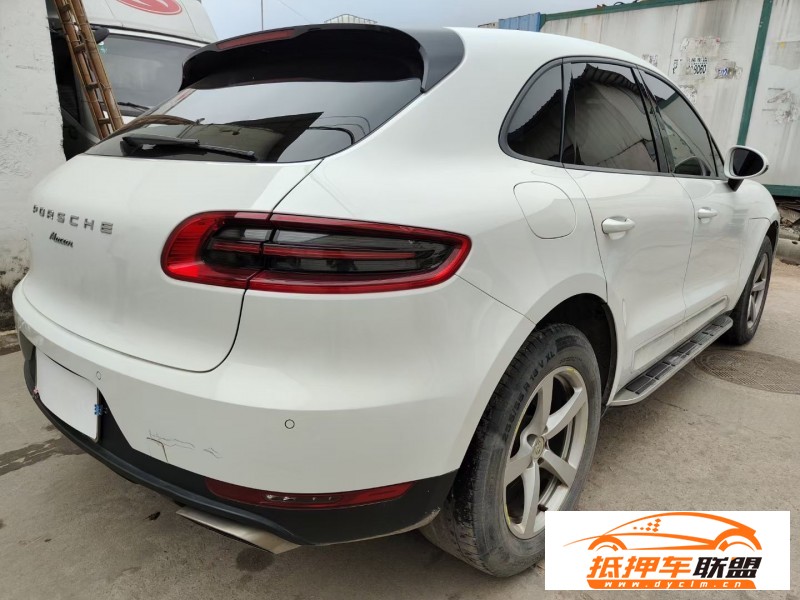  16年保時(shí)捷Macan邁凱轎車(chē) 