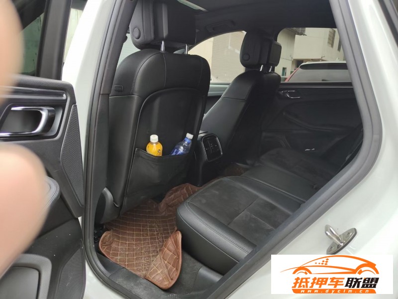 16年保時(shí)捷Macan邁凱轎車(chē) 