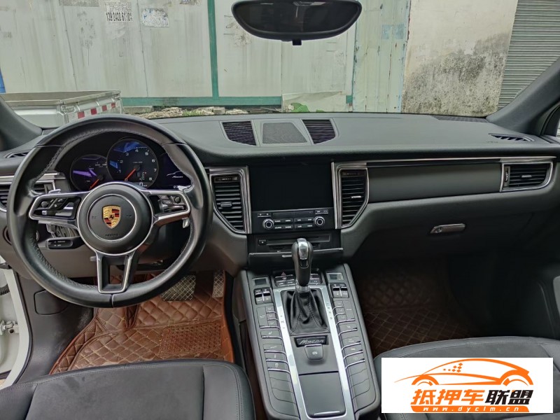 16年保時(shí)捷Macan邁凱轎車(chē) 