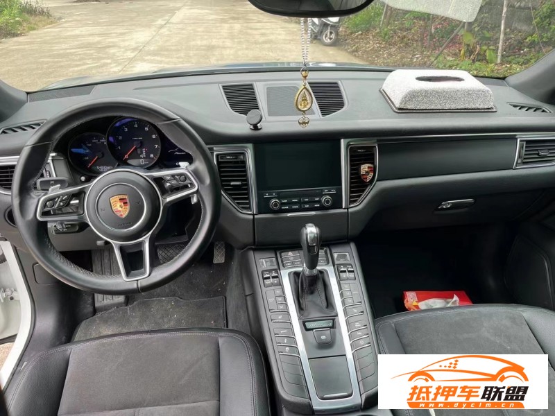  16年保時(shí)捷Macan邁凱轎車 