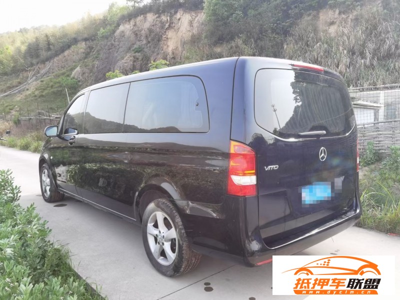  17年奔馳威霆MPV 
