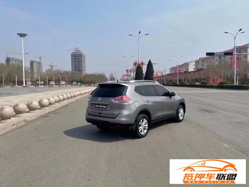  14年日產(chǎn)奇駿SUV 