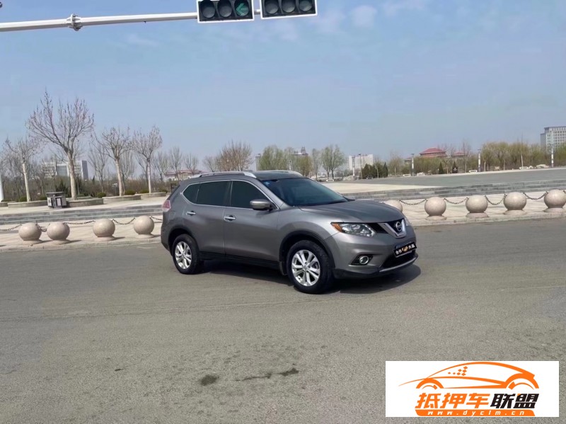  14年日產(chǎn)奇駿SUV 