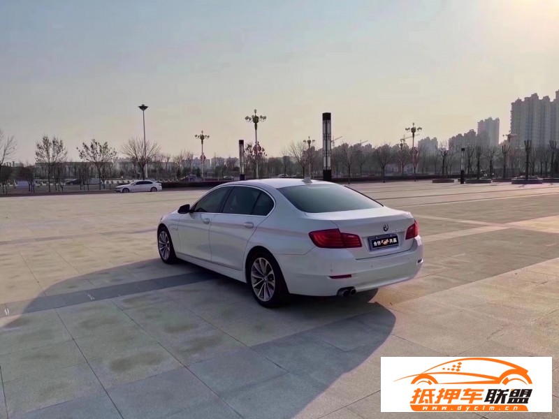  16年寶馬5系轎車 
