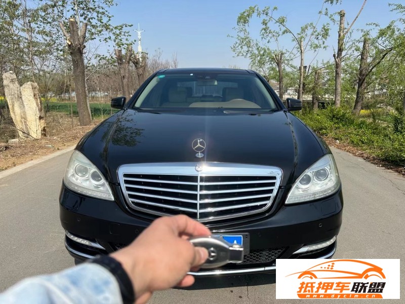  12年奔馳S轎車 