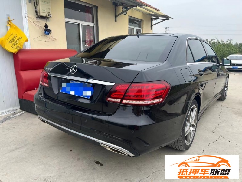  15年奔馳E轎車 
