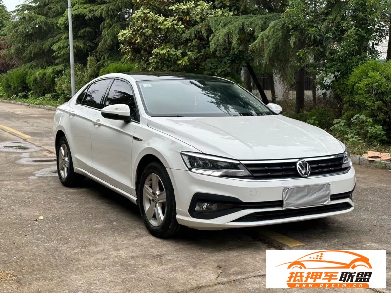  19年大眾凌渡轎車 