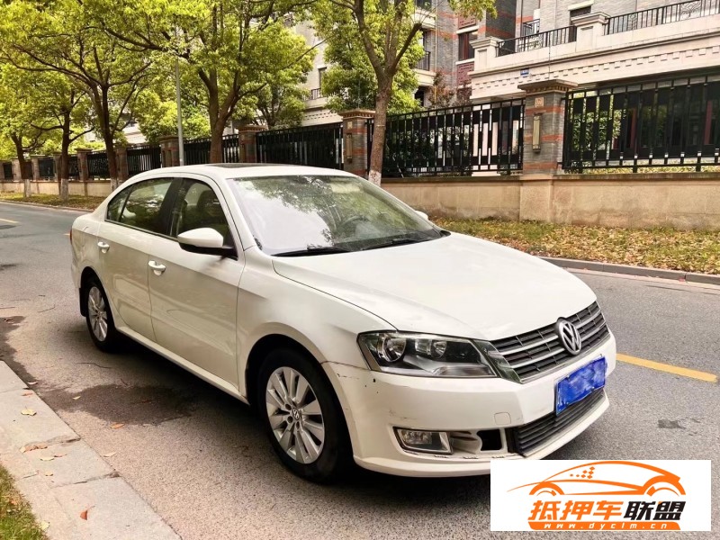  14年大眾朗逸轎車 