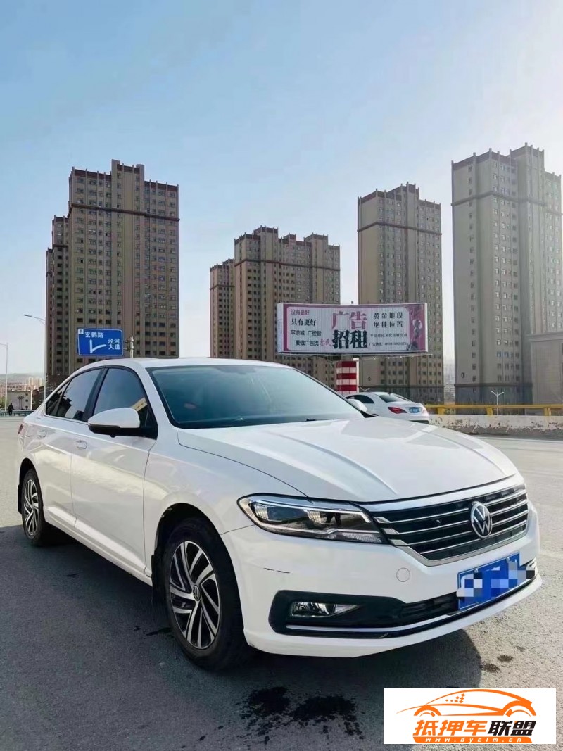  22年大眾朗逸轎車 