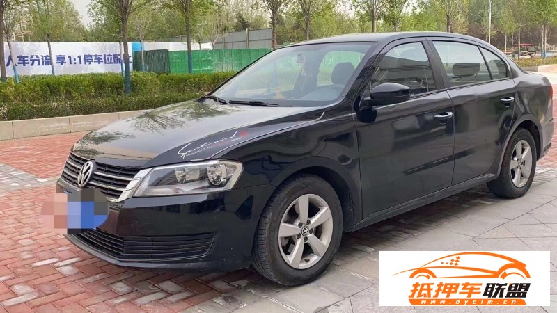  16年大眾朗逸轎車 