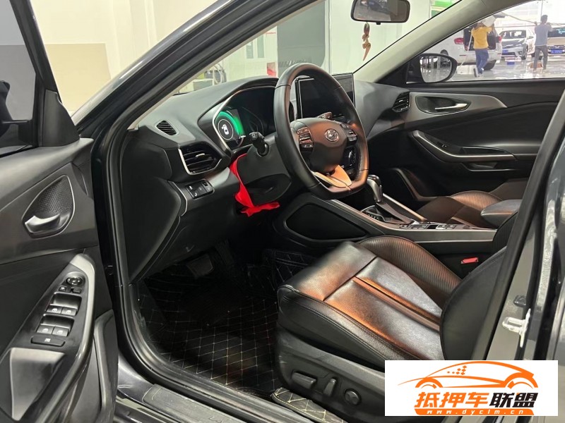  19年現(xiàn)代菲斯塔轎車 