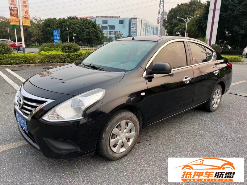  17年日產(chǎn)陽光轎車 